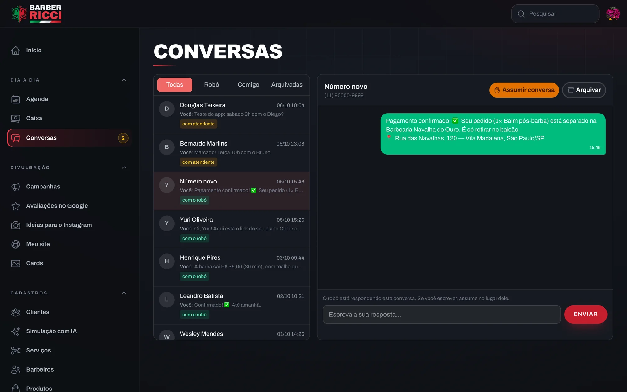 Tela Conversas: as conversas do WhatsApp e o botão para assumir